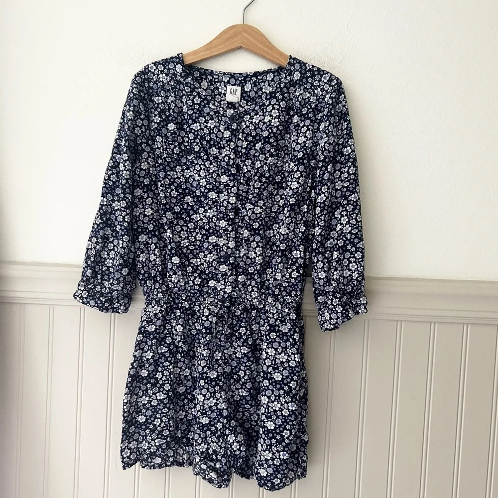GAP Girls Medium Navy Blue White Floral Button Up Rayon Romper